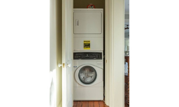 Downtown Charleston Apartamento | Upscale Stylish 2b/2b Downtown near Upper King St.