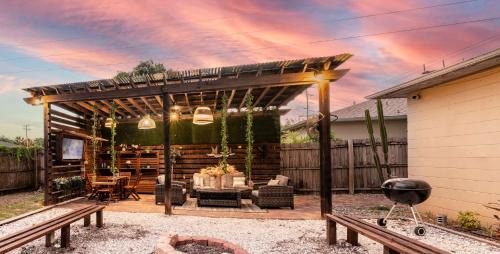 East Ybor Casa | Upscale Ybor House with Outdoor Living Space