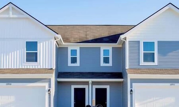 Acton Casa | Upsize-Wifi, Parking, Massage Chair, Washer/Dryer