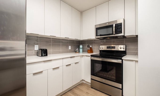 Third Ward Apartamento | Uptown's Elite- 4BR Luxury Oasis