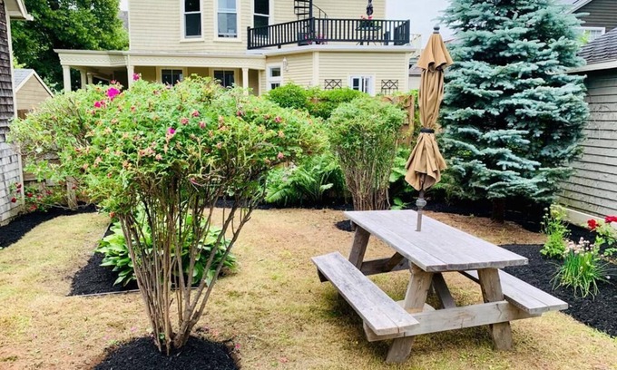 Queens Square Villa | Urban Cottage - in the heart of Charlottetown