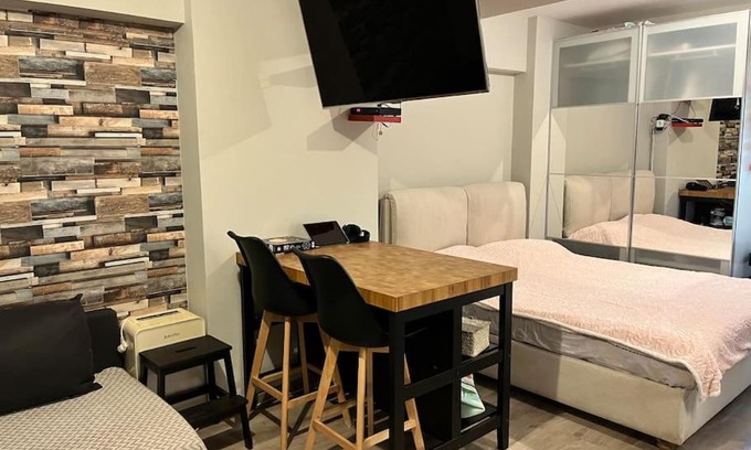 Vyronas Apartamento | Urban escape in Athens