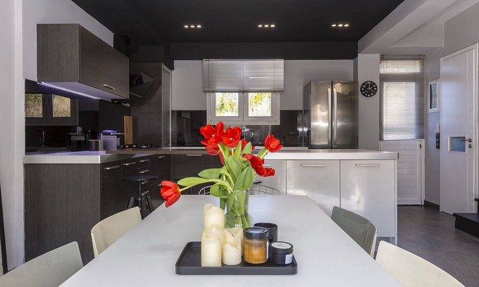 Corfu Town Casa | URBAN F HOUSE