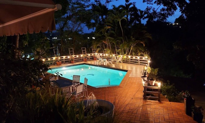 Rio Casa | Urban Forest Getaway Home Near San Juan