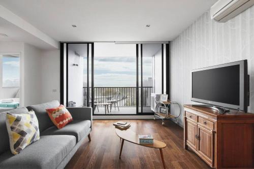 Richmond North Apartamento | Urban Oasis in the Heart of Richmond Cultural Hub