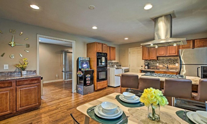 Collier Heights Casa | Urban Oasis with Game Room, 6 Miles to Downtown ATL
