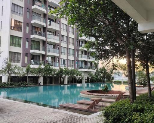Batu Caves Apartamento | Urban360 Pool view with Netflix and wifi