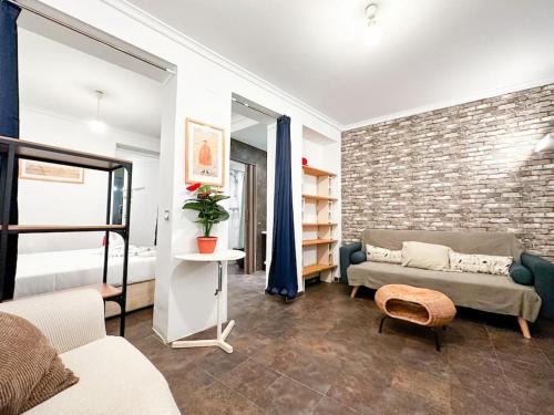 Malasana Apartamento | Urbano y refrescante estudio en sótano