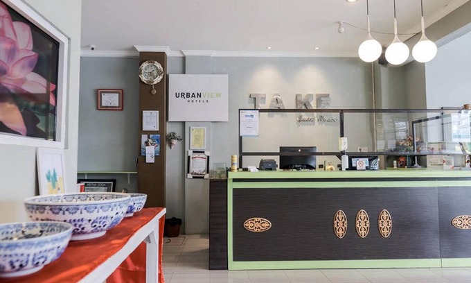 Jambi Casa | Urbanview Hotel Ta Ke Jelutung Puncak Jambi