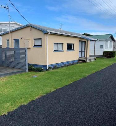 Urenui Casa | Urenui Beach Bach