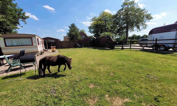 Fahne Casa | Urlaub mit Ponies und Campingflair