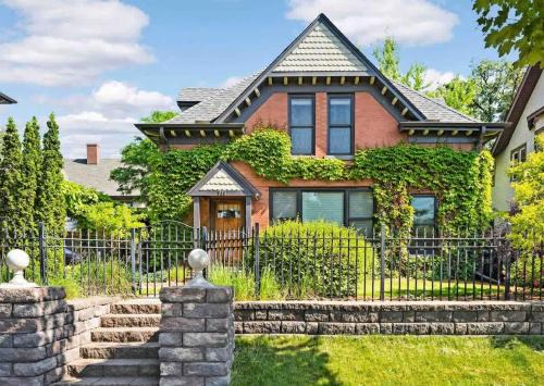 Elliot Park Casa | US Bank - Downtown Mpls - Convention Center
