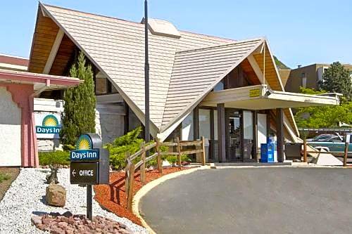 Northwest Colorado Springs Hotel | Days Inn by Wyndham Colorado Springs/Garden of the Gods