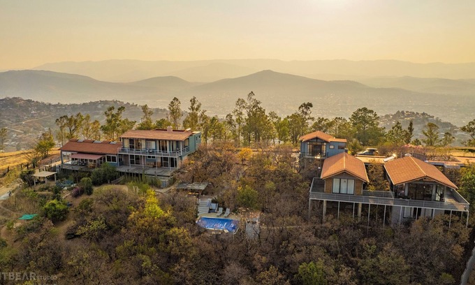 Oaxaca Casa | Utopia Casa Horizonte: a house with a view, and all you need.