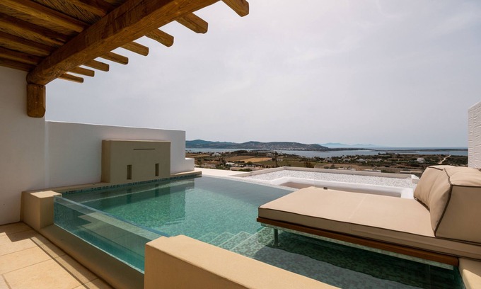 Nea Cryssi Akti Hotel | Utopia Suites by Anna Platanou - Adults only