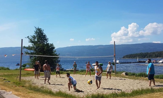 Hole Otro | Utvika Gård & Camping