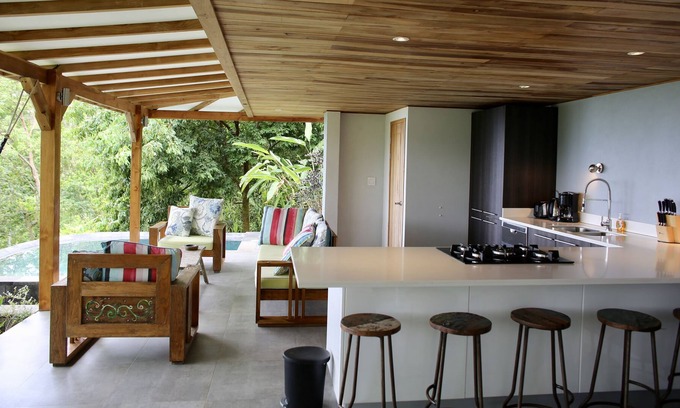 Ballena Hotel | Uvita Bali Bosque Retreat