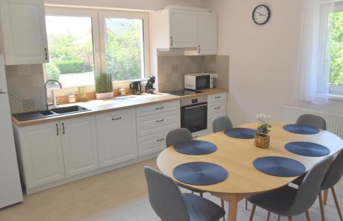 Balatonalmadi Apartamento | Vöröskő Apartmanház