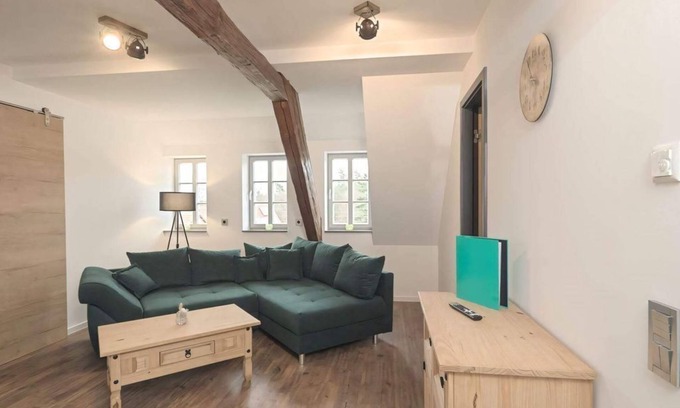 Koenigstein Apartamento | Vacation accommodation 8 "Falkenstein": 2 bedrooms - Holiday accommodation Forsthaus II