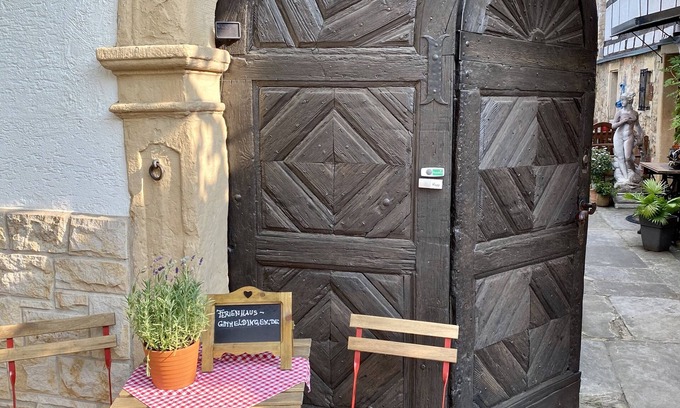 Gimmeldingen Casa | Casa de vacaciones / chimenea / en el centro histórico de Gimmeldingen (Neustadt)