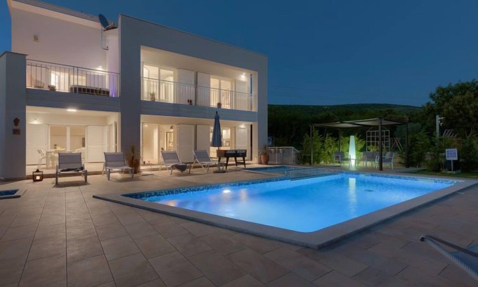 Diminici Casa | Casa de vacaciones Laura by Interhome