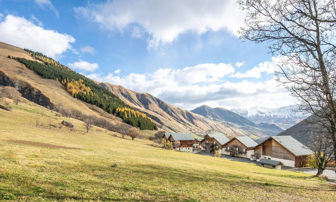 Saint-Sorlin-d'Arves Apartamento | Vacances à la montagne | Studio + Accès piscine