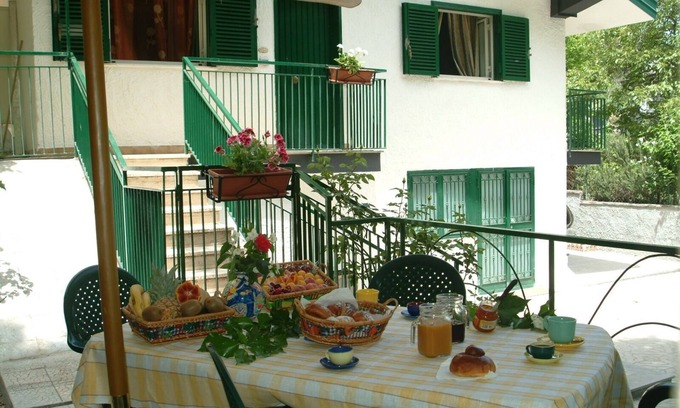 Trecastagni Villa | Vacanze alle falde dell' ETNA , A 15 MINUTI DAL RIFUGIO SAPIENZA