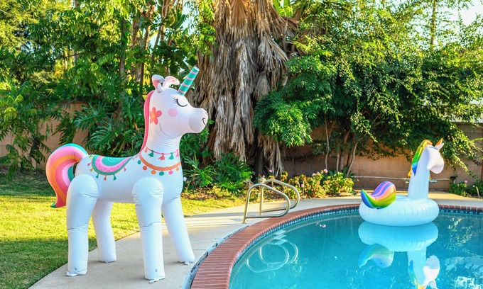 Fullerton Casa | Vacation 4BR Home Near Disney - Pool & Arcade