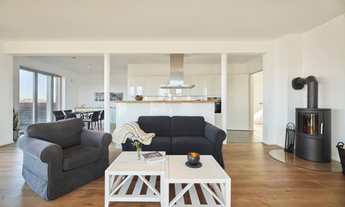 Ellenberg Apartamento | Vacation apartment "Lotsenhaus 12" in the Schleibrücke in Kappeln.