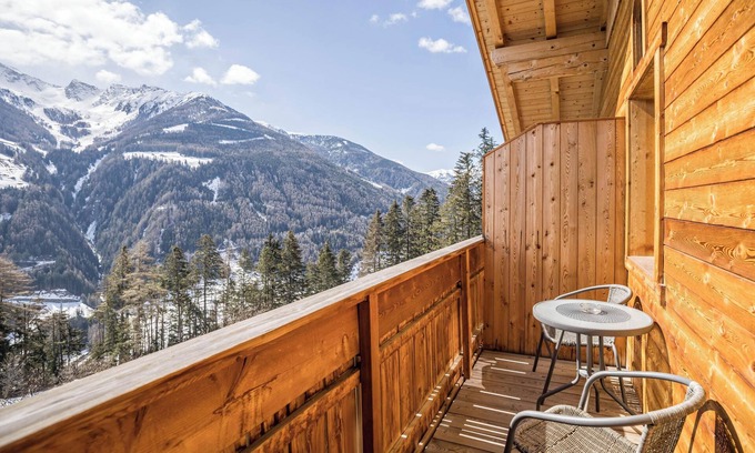 Valle Aurina Apartamento | Apartamento de vacaciones "Golserhof Kristall" en el valle de Ahrntal con vistas a la montaña