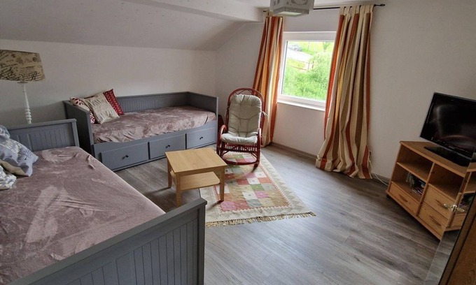 Hillesheim Apartamento | Vacation apartment Reitstall Linden
