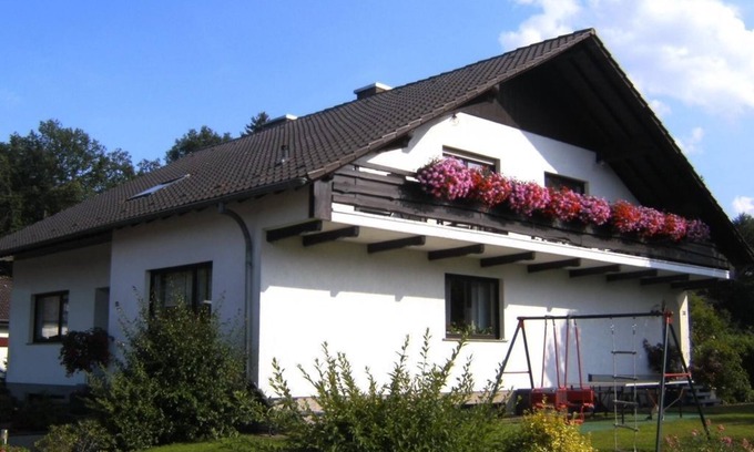 Losheim am See Apartamento | Vacation apartment Schneider
