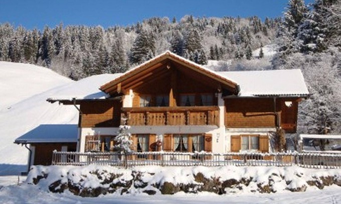Hinterstein Apartamento | Vacation apartment Schrofenblick - 55 sqm - Haus Eckwiesen