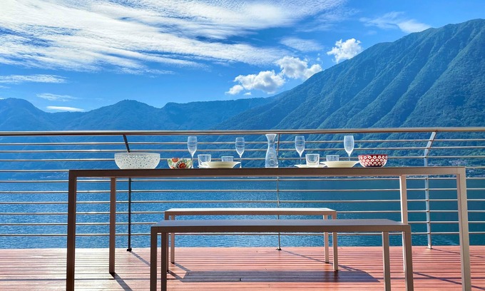 Sala Comacina Apartamento | Apartment - Sunny terrace with a view of the lake