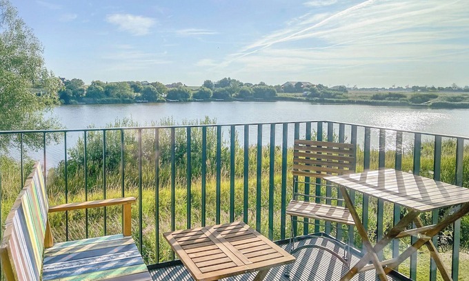 Norderhafen Apartamento | Vacation apartment Auszeit am Deich on Nordstrand for up to 4 people
