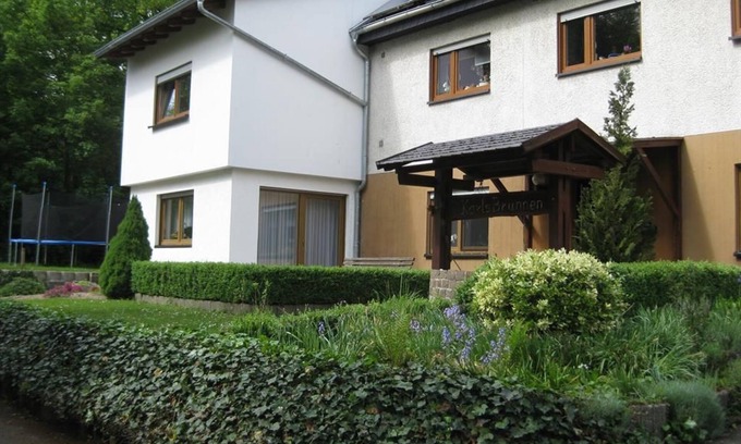 Bedesbach Apartamento | Apartamento "Am Karl's well" - apartamento / apartamento, ducha u. Baño, aseo, 2 habitaciones.