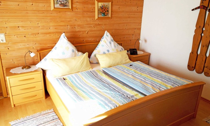 Inzell Apartamento | Apartamento Falkenstein con vista a la montaña y terraza - DEB 031 Apartamentos con vista a la montaña en