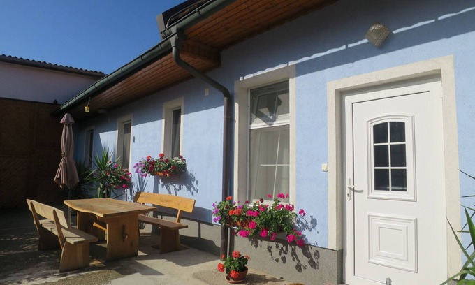 Sankt Andra am Zicksee Apartamento | Vacation apartment/apartment for 5 guests with 80m² in Sankt Andrä am Zicksee (273333)