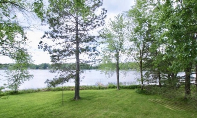 Luck Casa | Vacation BETTER! Stunning views & access! Pontoon rental avail!