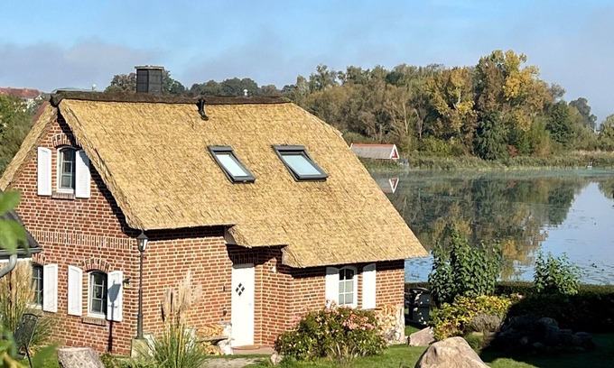 Sternberg Casa | Vacation cottage Am Stein