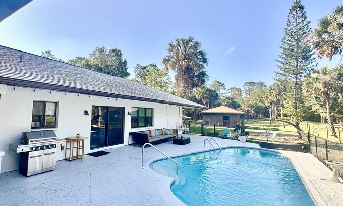 Naples Casa | Vacation guest pool home