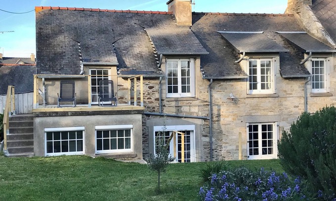 Saint-Cast-le-Guildo Casa | Vacation home 700 m from the beach - 5 bedrooms, 10 beds, fully renovated.