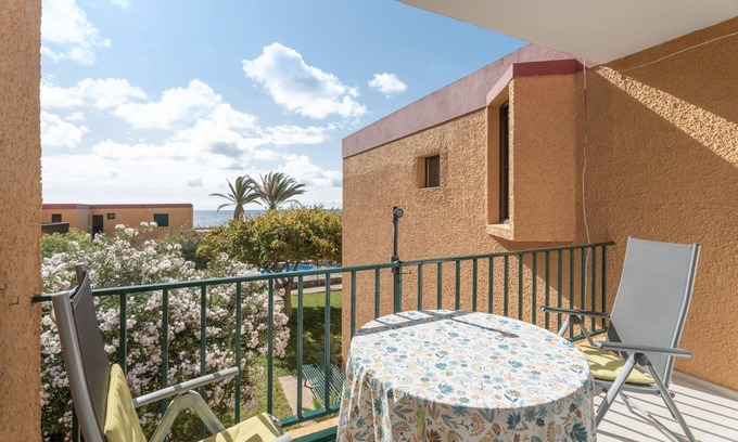 Poris de Abona Casa | Casa de vacaciones 'Agua Y Sol 2' con vistas al mar, jardín compartido y piscina exterior