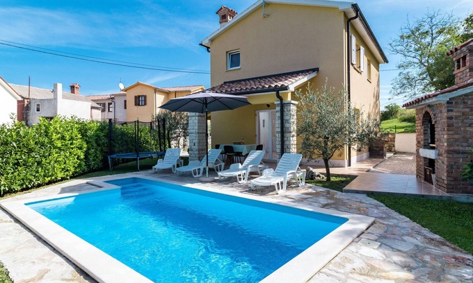 Pican Casa | Casa de vacaciones Antoni by Interhome