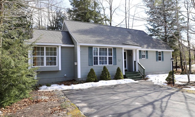 South Casco Casa | Vacation Home at Point Sebago Resort