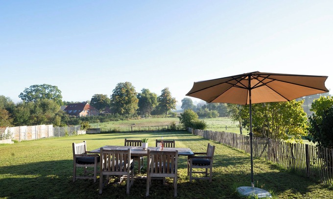 Grebin Casa | Vacation home BlauesHaus Grebin in Holstein Switzerland