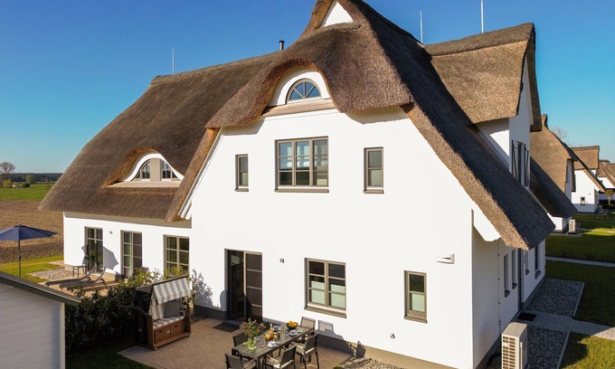 Stolpe auf Usedom Apartamento | Vacation home Gustav Mahler 24 - Inseldomizil Stolpe - Vacation under thatch on Usedom