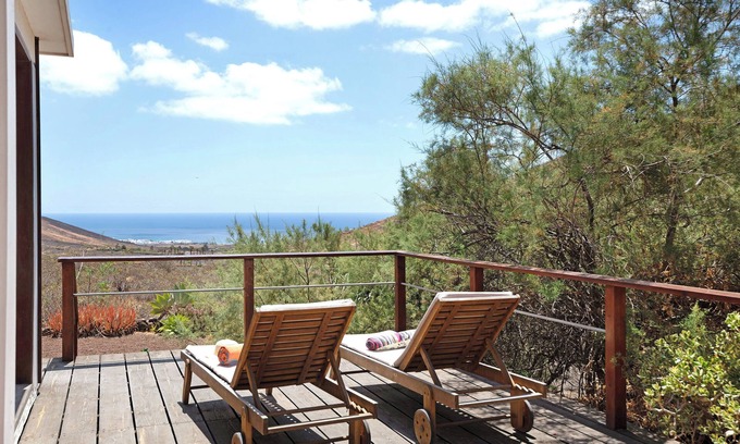 Haria Casa | Casa de vacaciones 'Ecolodge Finca Chafariz' con vistas al mar, piscina, jardín y Wi-Fi