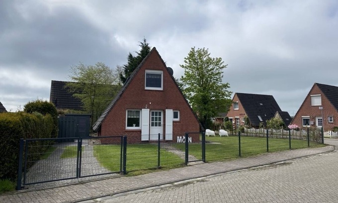 Westeraccumersiel Casa | Vacation home for 4 guests with 70m² in Dornum (295551)