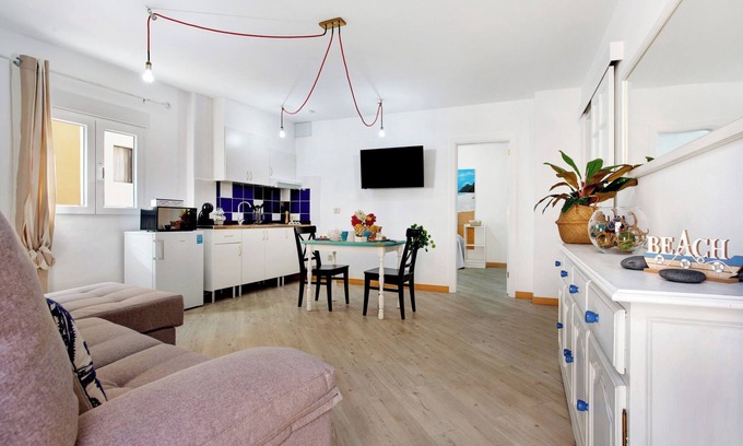 Gran Tarajal Apartamento | Casa de vacaciones 'Holidays Maxorata Relax' cerca de la playa con Wi-Fi